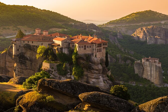 Meteora Day Trip with central Pick up & optional Lunch - The Long Bus Day, Pickup Points, and How to Stay Comfortable