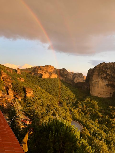 Meteora Evening Tour with Breathtaking Sunset View - Who this Meteora evening tour suits best