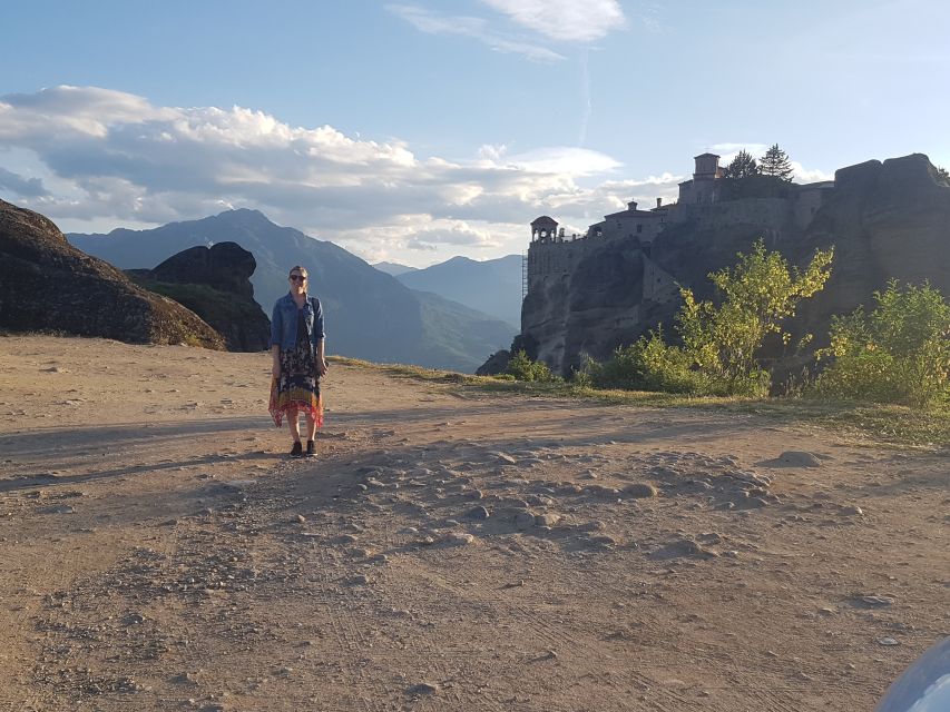 Meteora Evening Tour with Breathtaking Sunset View - What to bring, what to wear, and what to watch for
