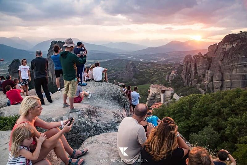 Meteora: Majestic Sunset Tour & Monasteries with Local Guide - Kalambaka’s Byzantine Church and the Apollo Detail