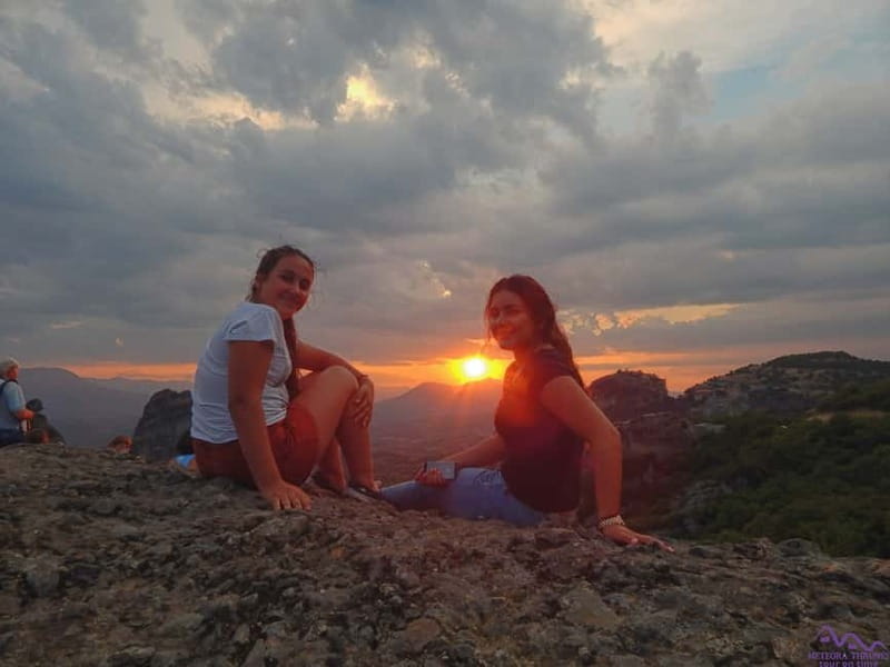 Meteora: Majestic Sunset Tour & Monasteries with Local Guide - Inside the Monasteries: What the Smart Audio Guide Adds