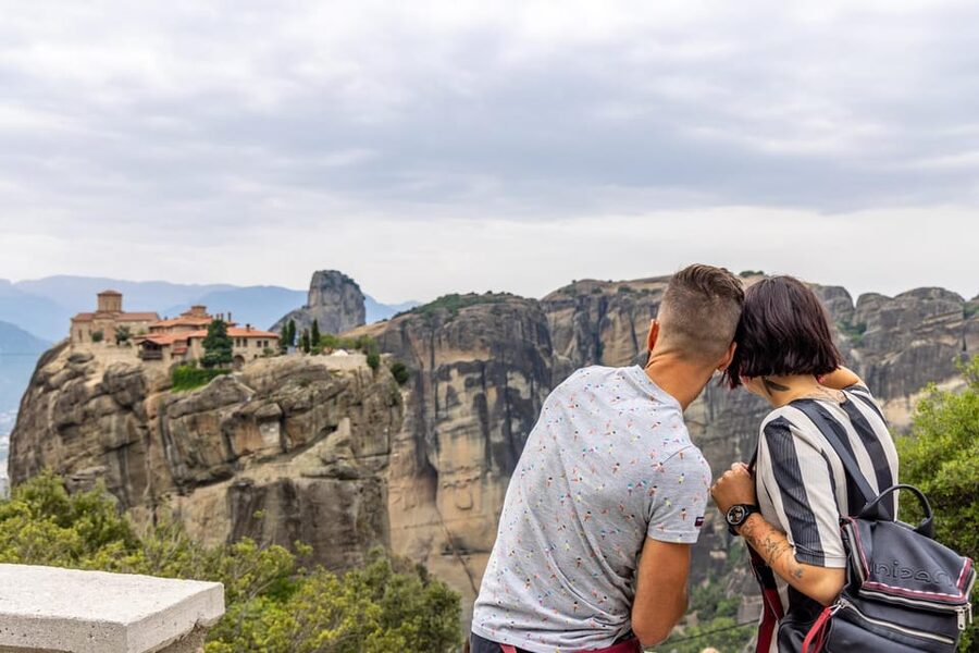Meteora Monasteries "Byzantine Walks" From Thessaloniki - Holy Mount Athos Connections and the 12th-Century Monks
