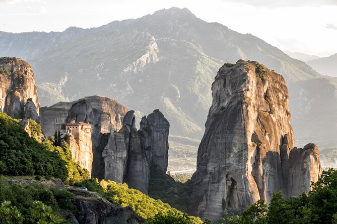 Meteora: Monasteries Tour with Lunch and Athens Transfer Option - Holy Trinity’s 145 steps and Saint Stephen’s easy access