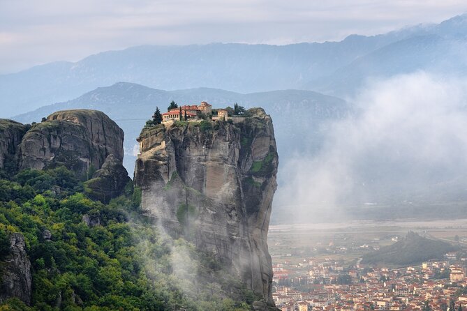 Meteora: Monasteries Tour with Lunch and Athens Transfer Option - Dress code and cash-only monastery fees: the two things people forget