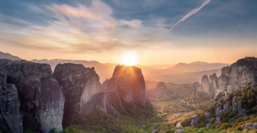 Meteora Private Full Day Tour from Athens & Free Audio Tour - Key things to notice before you go