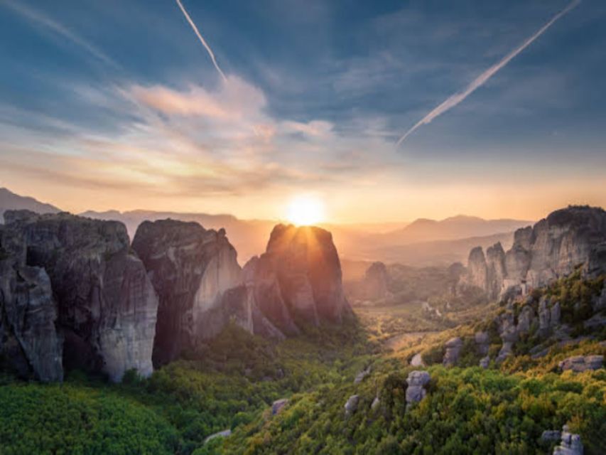 Meteora Private Full Day Tour from Athens & Free Audio Tour - Luxury transfers that actually matter on a long day from Athens