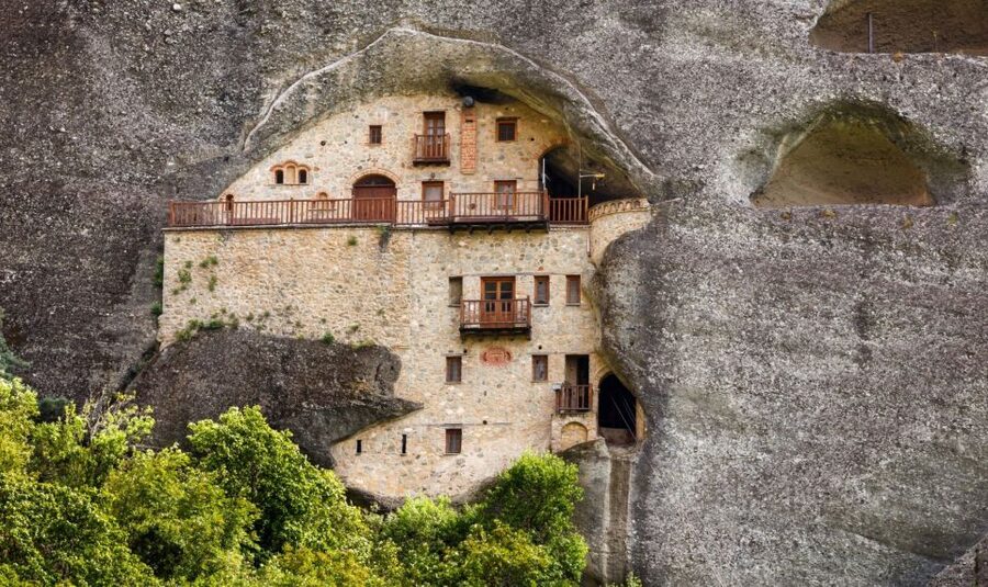 Meteora: Sunset Hike to Secret Caves - From Kalabaka or Kastraki to the Trailhead, How the 4-Hour Rhythm Fits