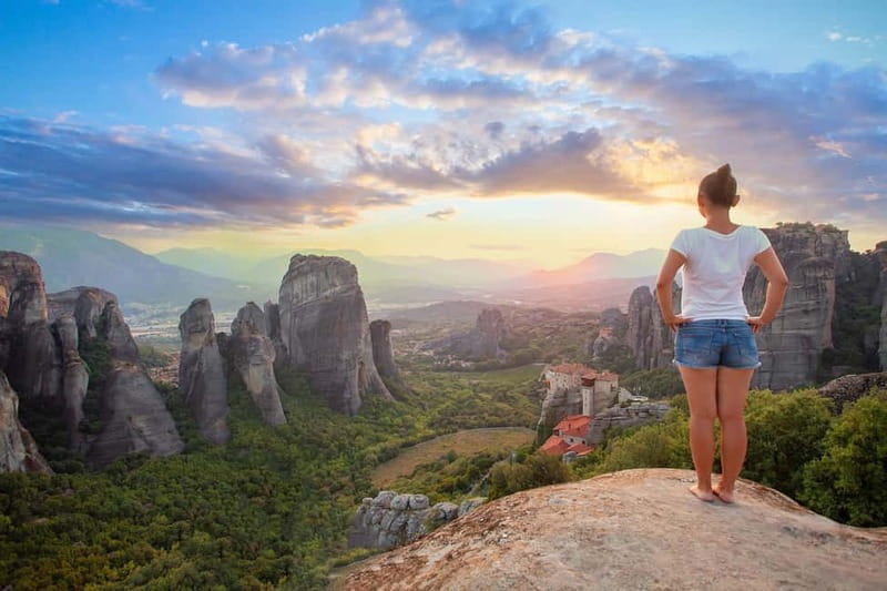 Meteora: Sunset Small Size Tour with Monastery & Caves visit - Late afternoon in Meteora: why sunset timing matters