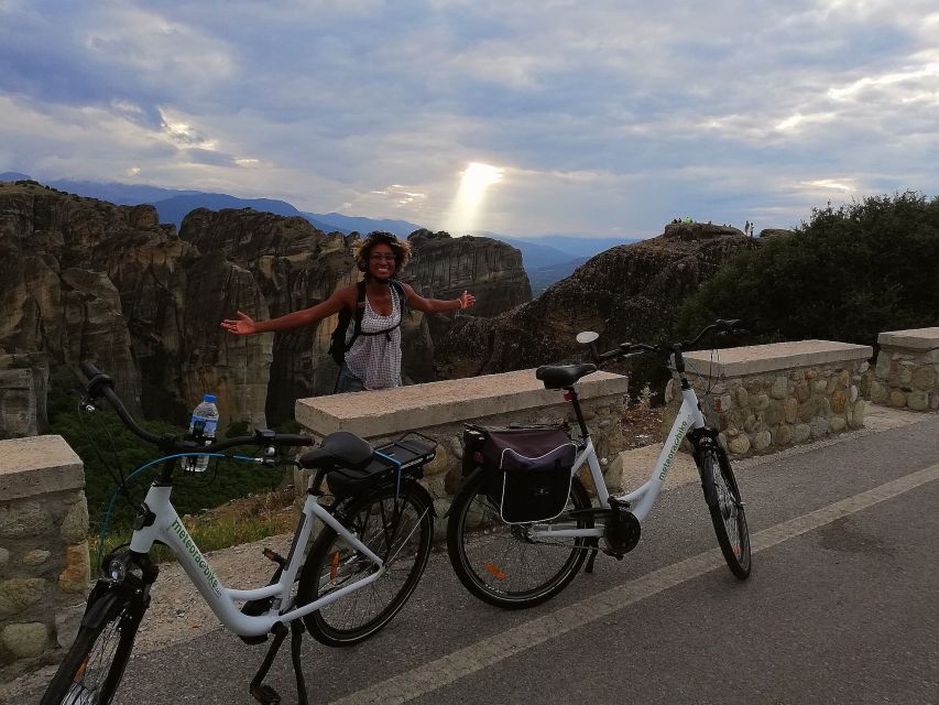 Meteora Sunset Tour on E-bikes - Meteora at golden hour is the whole point