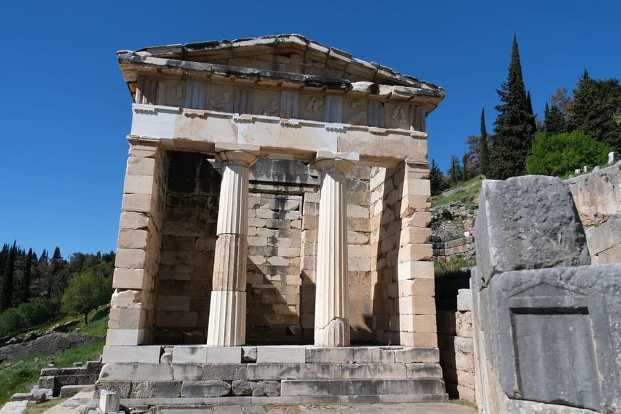 Mystic Delphi Private Tour - The Oracle Story: Prophecy, Politics, and the Question of Certainty