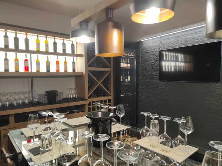 Orange & Natural Wines Of Greece with Cheese & Olive Oils - The Olive Oil Lesson That Actually Changes Your Sips