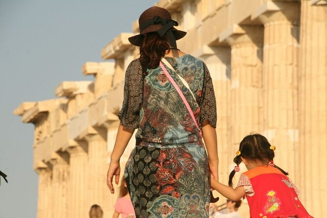 Private Acropolis for Families Tour - Kid-friendly guide skills you should look for on the day