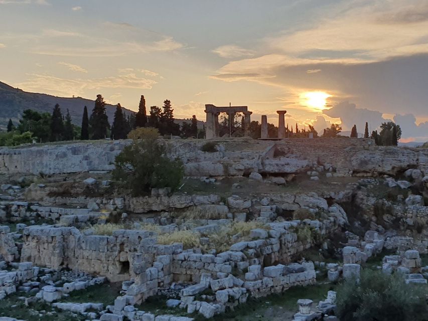 Private Biblical Tour of Ancient Corinth & Isthmus Canal - The drive from Athens and the Corinth Canal boat-view stop