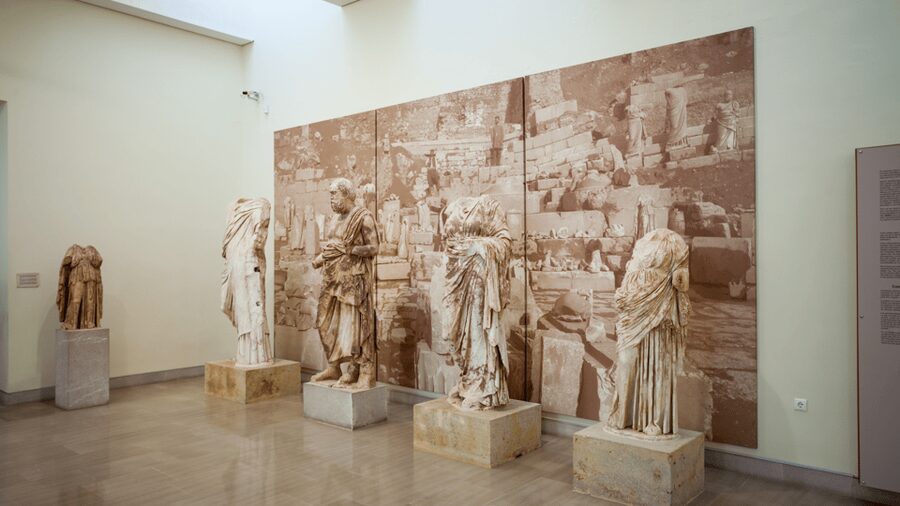 Private Luxury Tour: Delphi, Itea & the Charm of Galaxidi - Key highlights that make this day tour work