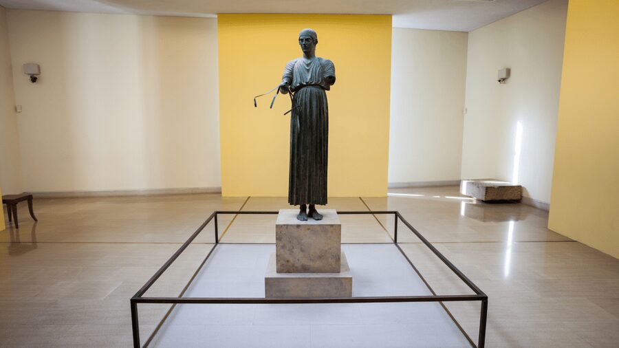 Private Luxury Tour: Delphi, Itea & the Charm of Galaxidi - Delphi UNESCO Site, Temple of Apollo, and the Museum Highlights