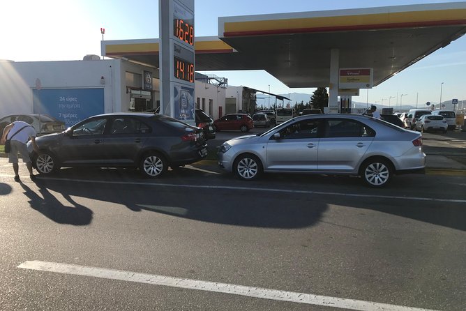 Private Transfer Athens Airport Pick-up (Shuttle Service) - Local tips in a short ride: how to use them