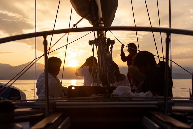 Sailing Cruise in Nafplio | with Local Treats - Getting on board at S/Y ERATO opposite Bourtzi