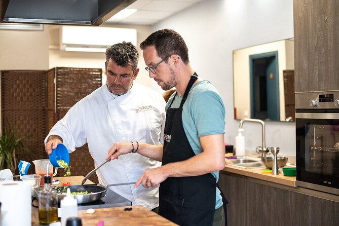 Savor Nafplio Cooking Class - Where this class takes place, and why the 11:00 AM slot matters