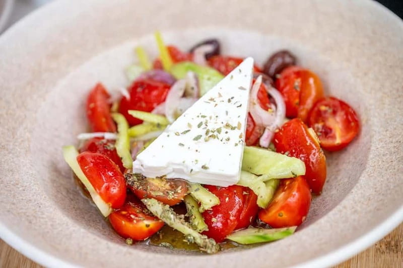 Traditional Greek Show in Plaka with Dinner - Price and Value: Is $98 Per Person Fair for This Package?